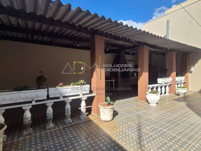 Casa para Venda em Botucatu - 3