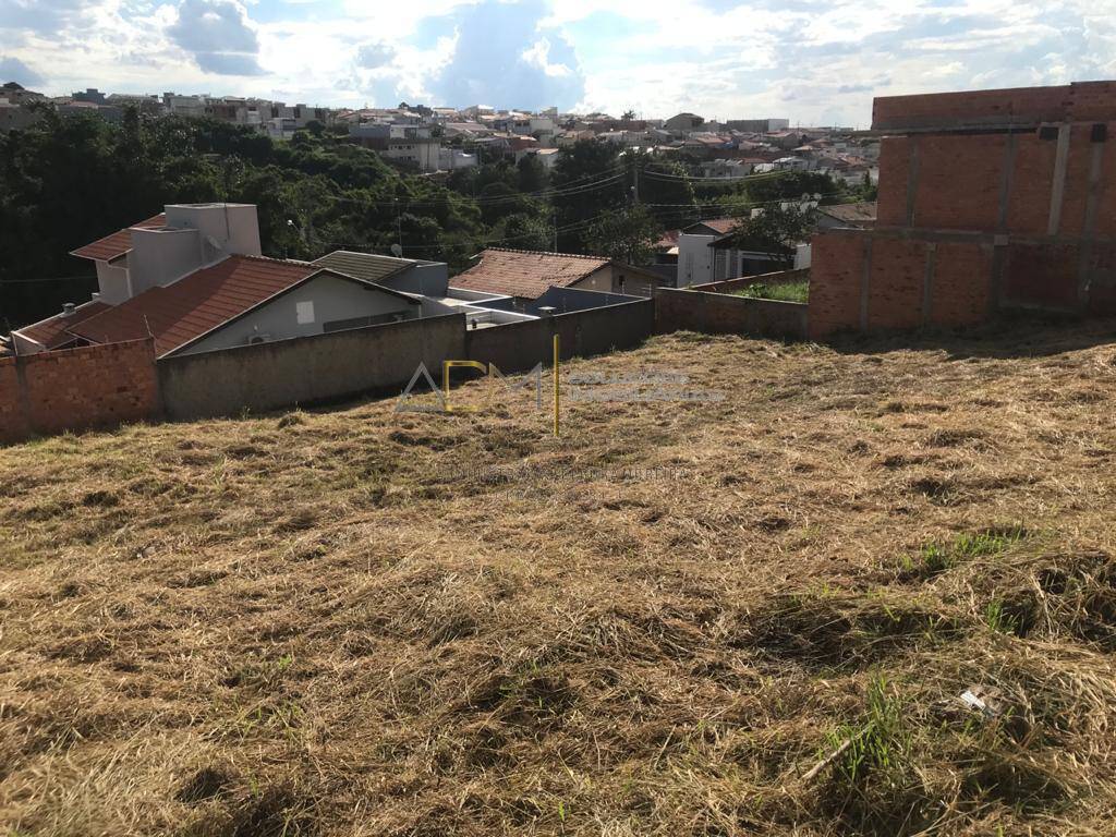 Terreno á venda no Jardim Itália em Botucatu-SP