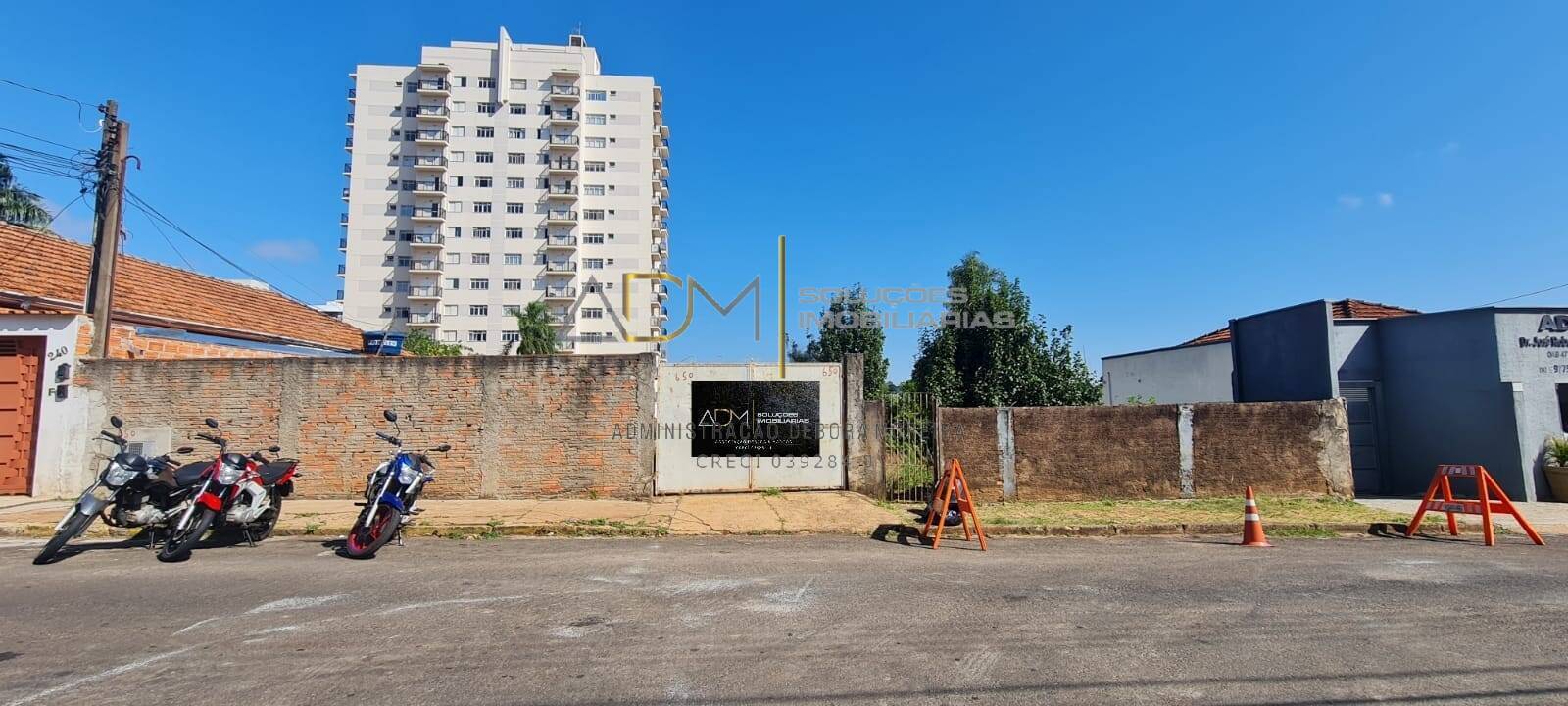 Terreno de 509,60 m² á venda no Centro de Botucatu-SP (11,20 x 45,50)