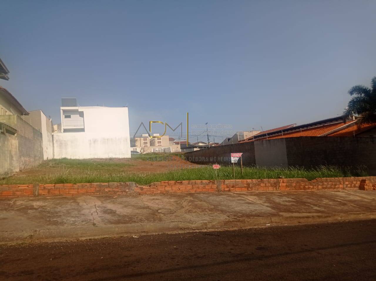 Terreno á venda no Jardim Paraíso II em Botucatu-SP