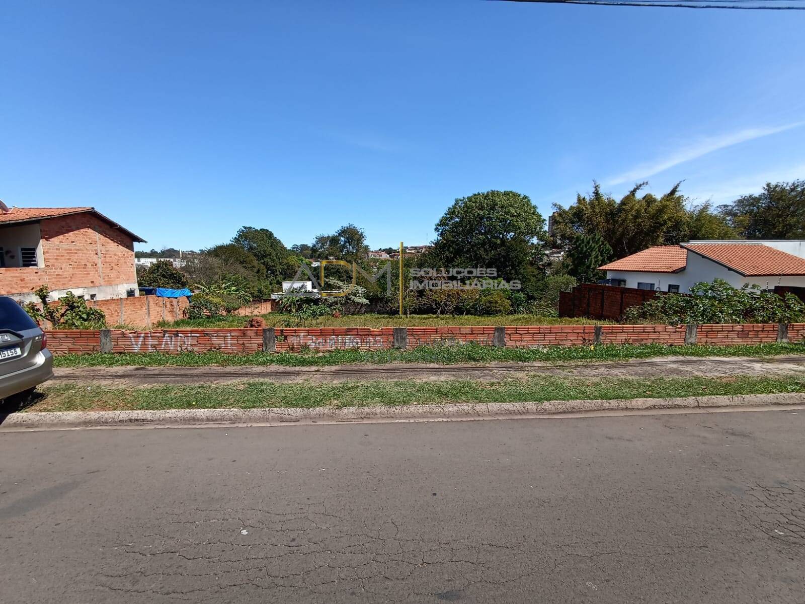 Terreno á venda com 441,80 m² no Palos Verdes em Botucatu-SP