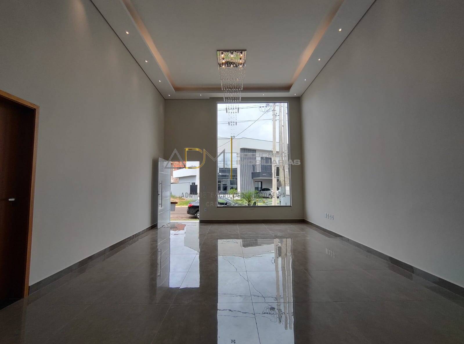 Casa nova á venda no condomínio Reserva Central Parque em Botucatu-SP
