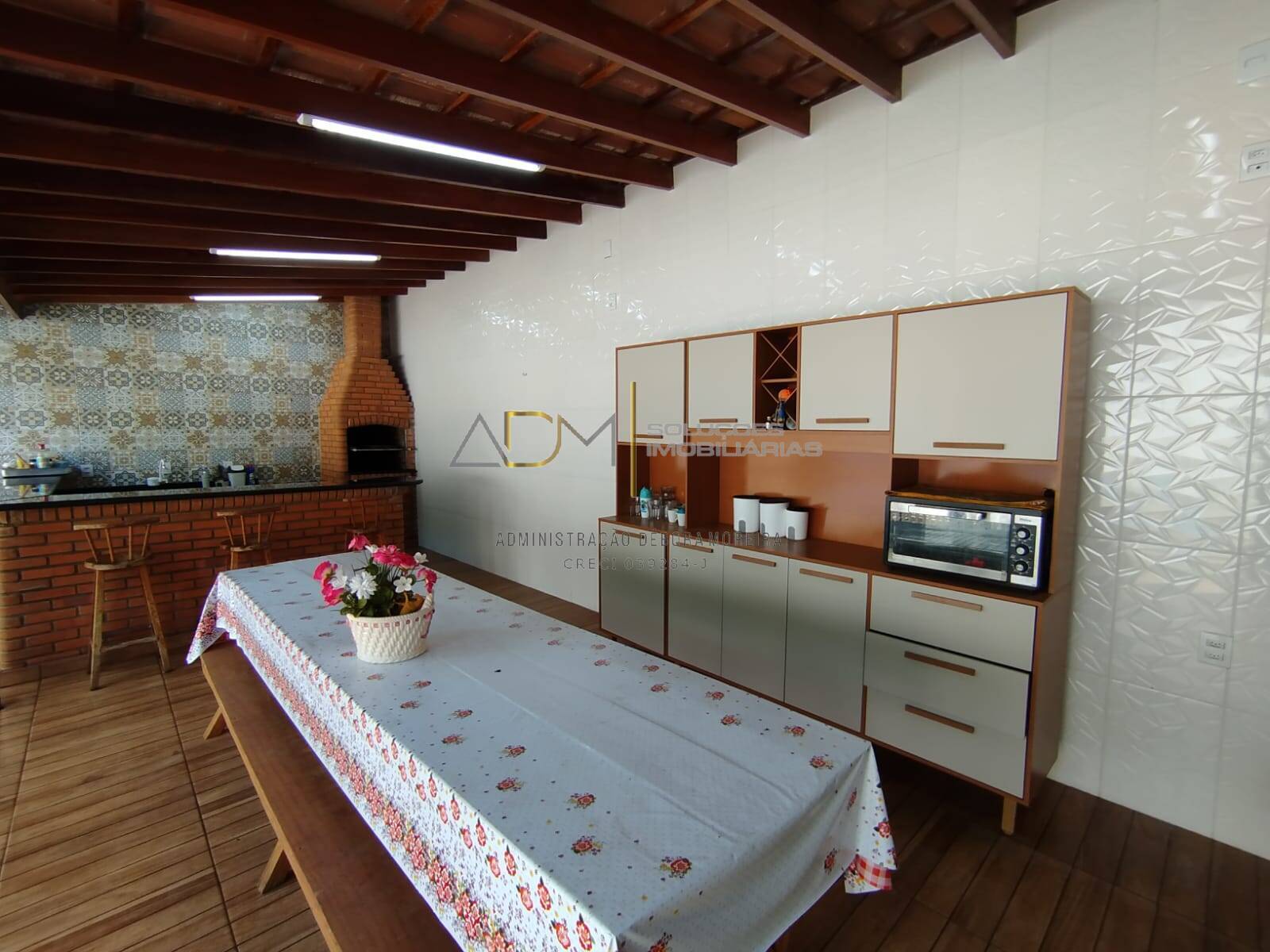 Casa á venda no Residencial Vista Alegre - Botucatu-SP