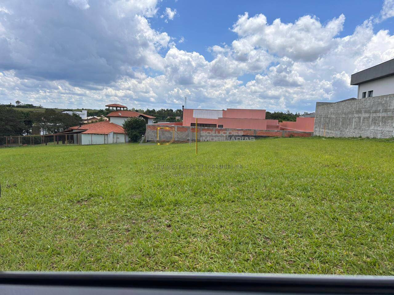 Terreno á venda no Resd. Parque Laguna em Botucatu-SP