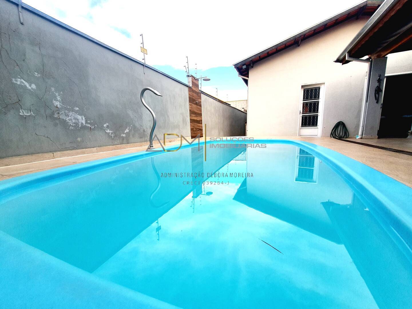 Casa belíssima à Venda no Residencial Real Park em Botucatu-SP
(Excelente