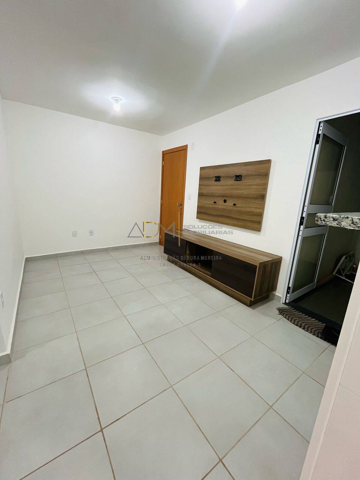 Apto novo, com giardino disp. pra locação no Barão da Serra em Botucatu