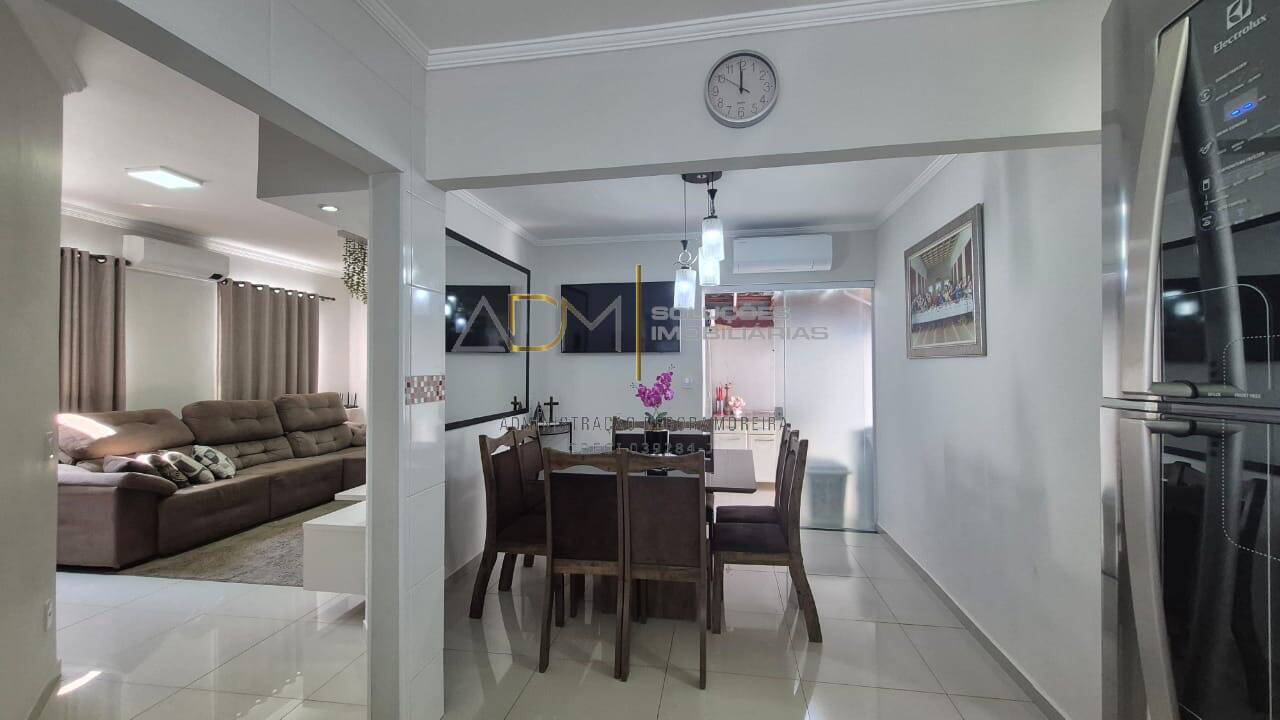 Casa à venda no Maria Luiza em Botucatu-SP